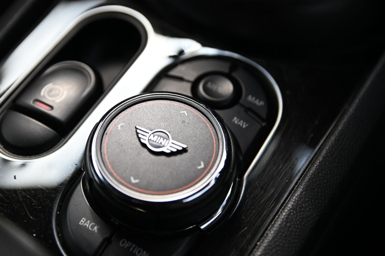 MINI COOPER S CLUBMAN