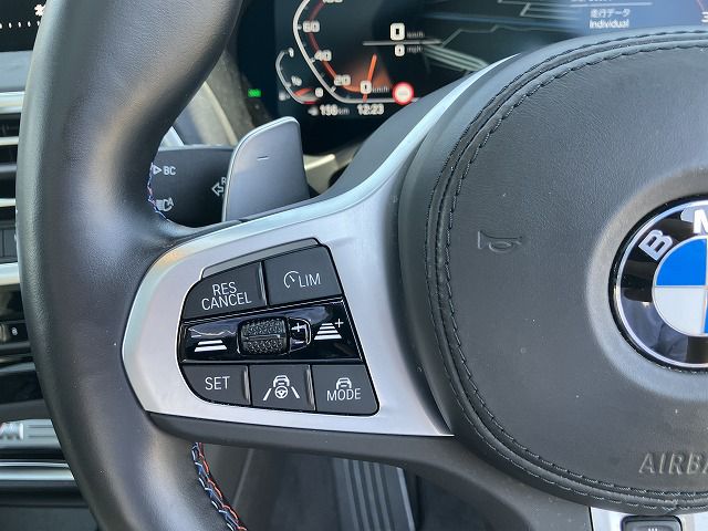 G01 X3 M40i RHD LCI ZA