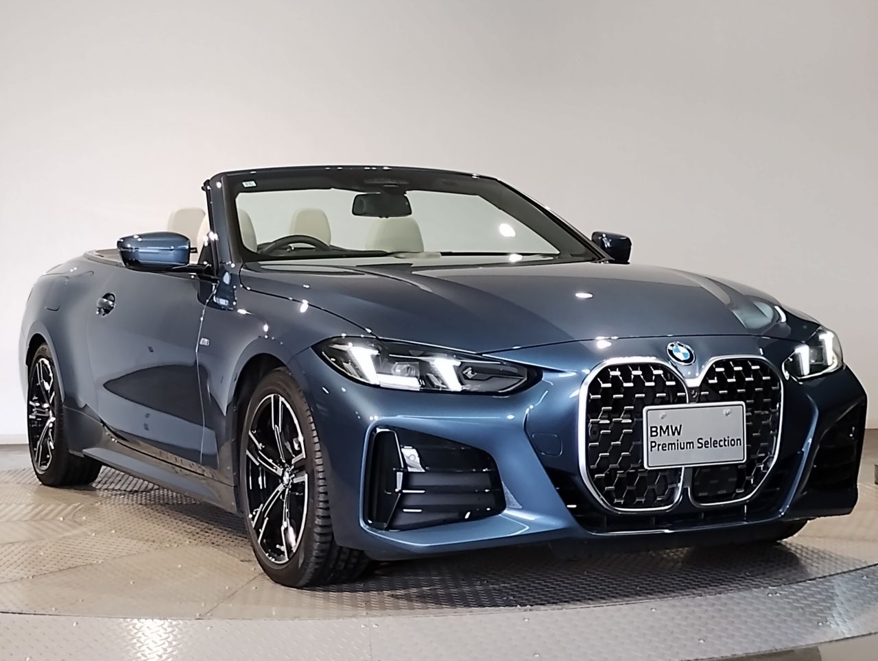 G** 4**i C********** B** 2**i RHD