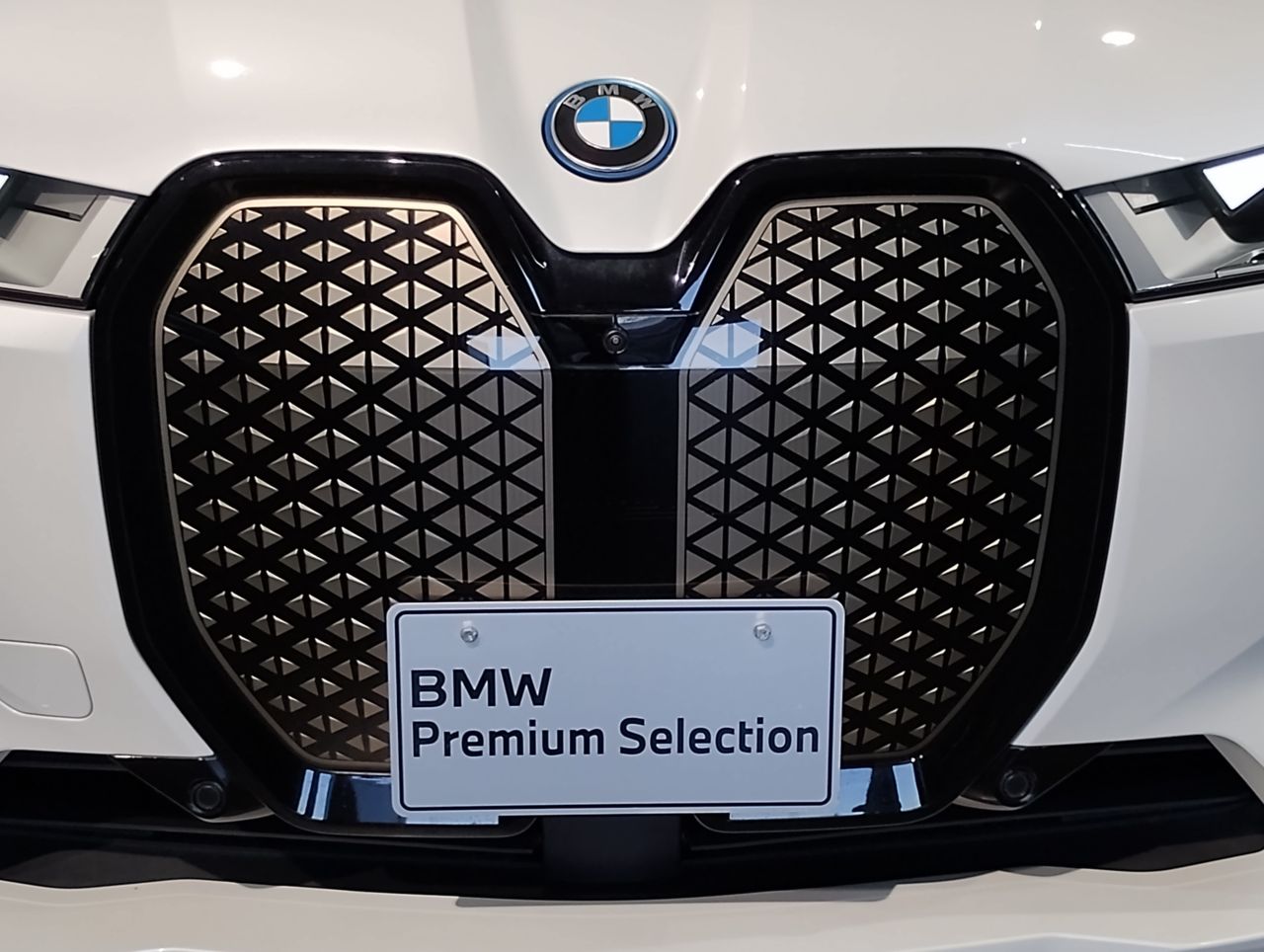 i20 iX xDrive40