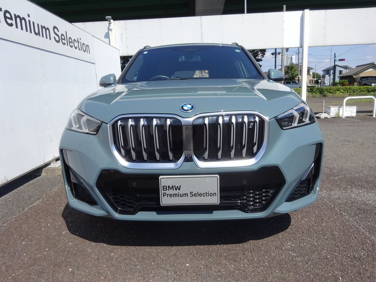 U11 iX1 xDrive30