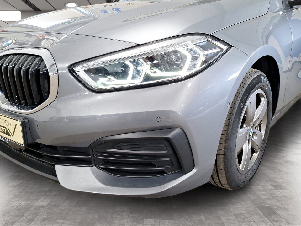 BMW 118