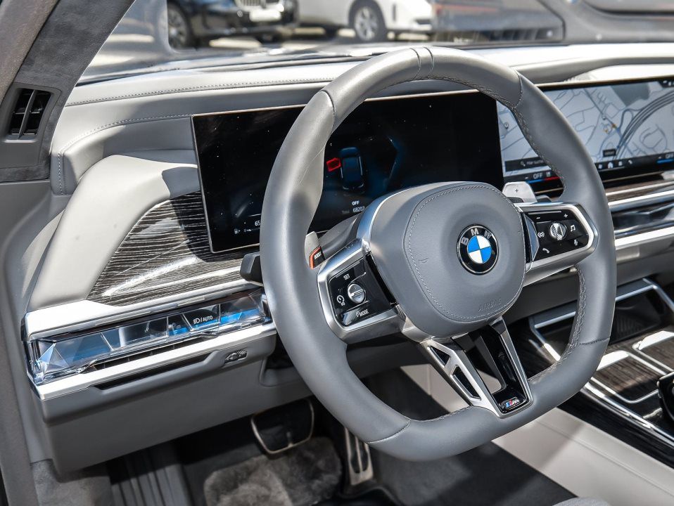 BMW 740