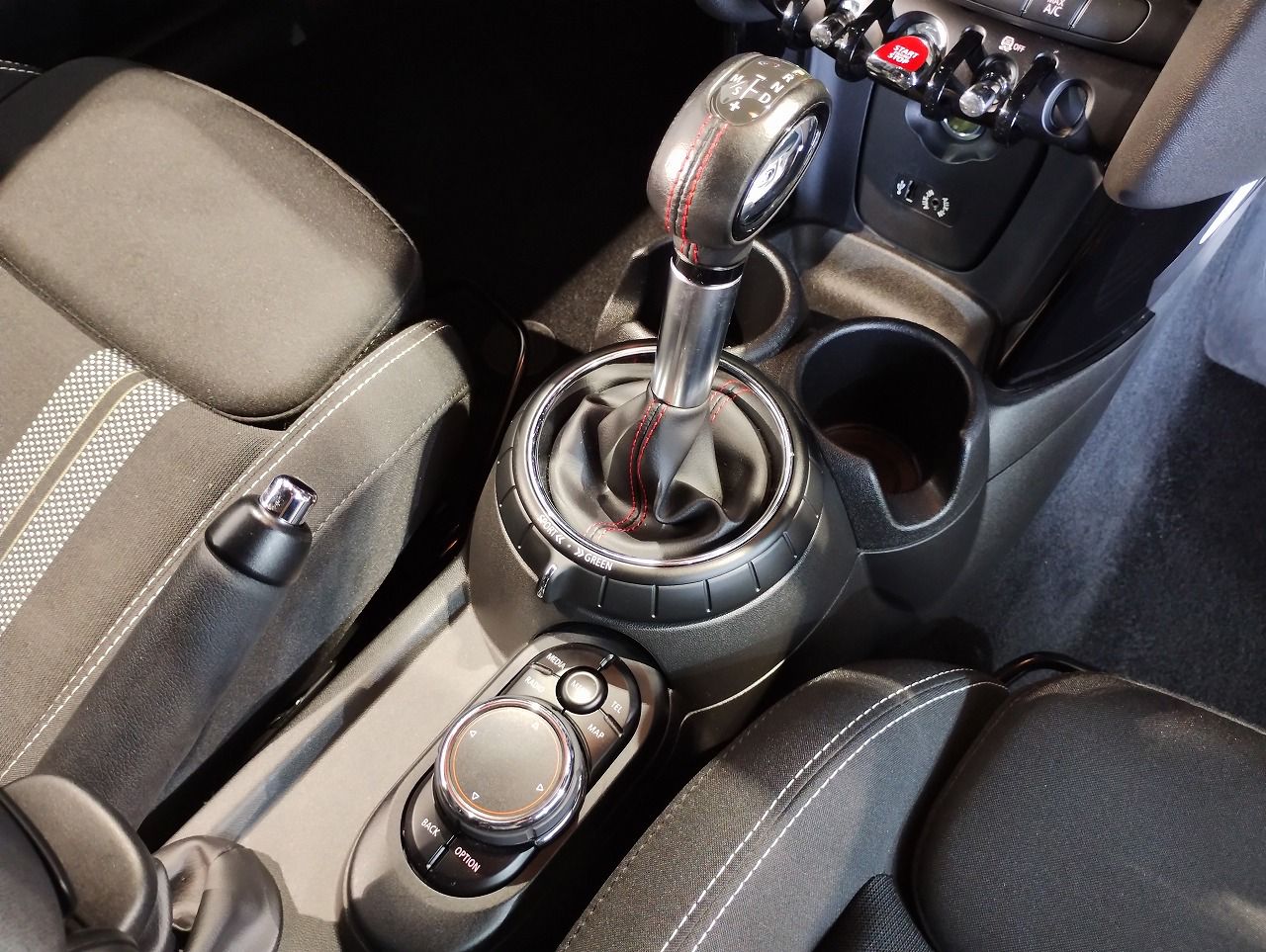 F56 MINI COOPER S