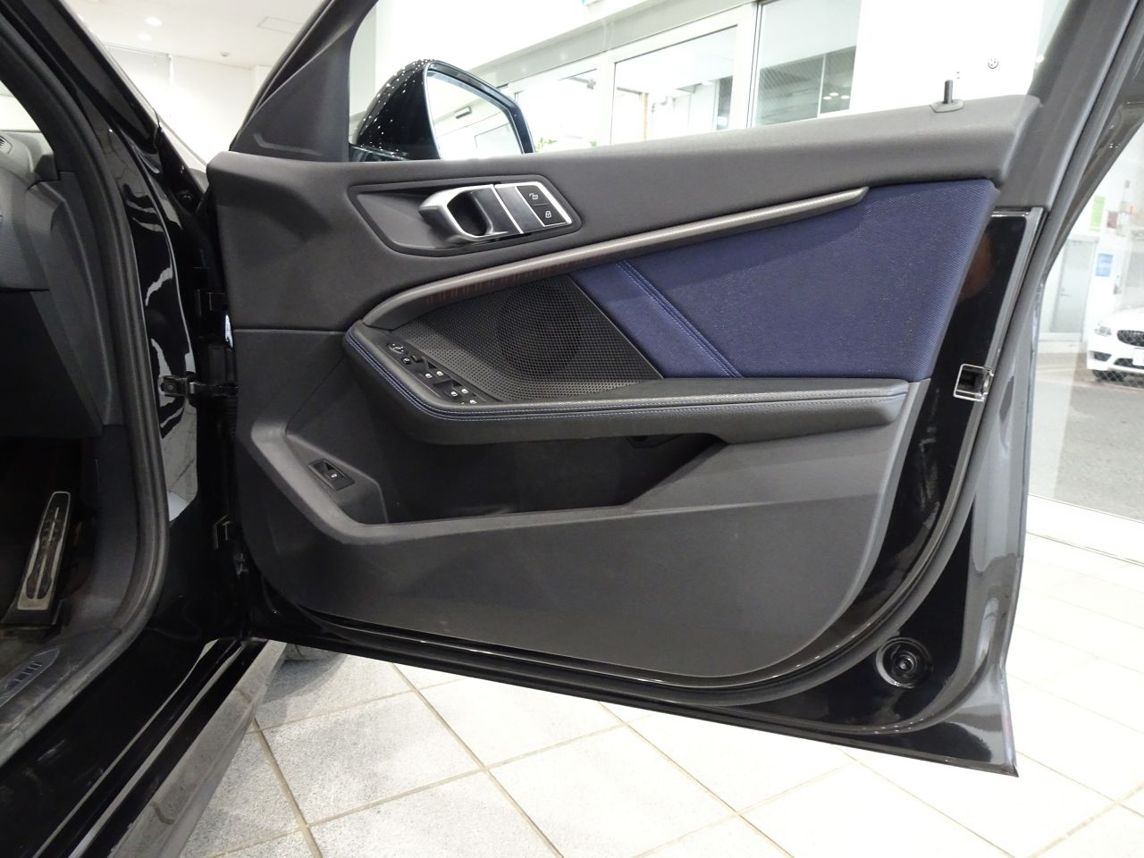 118i RHD