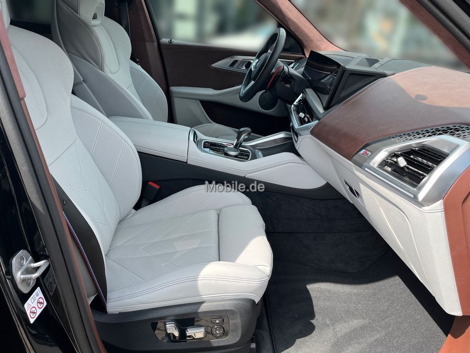 BMW XM