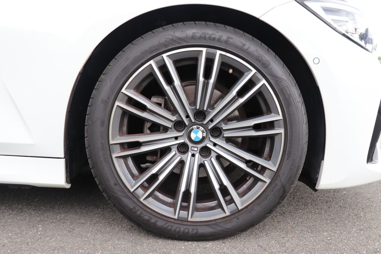318i Berline RHD