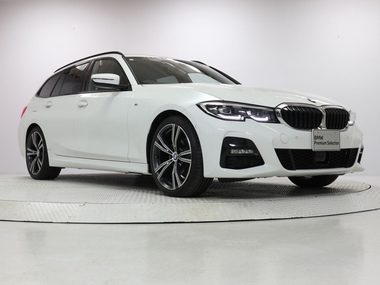 G21 320i RHD