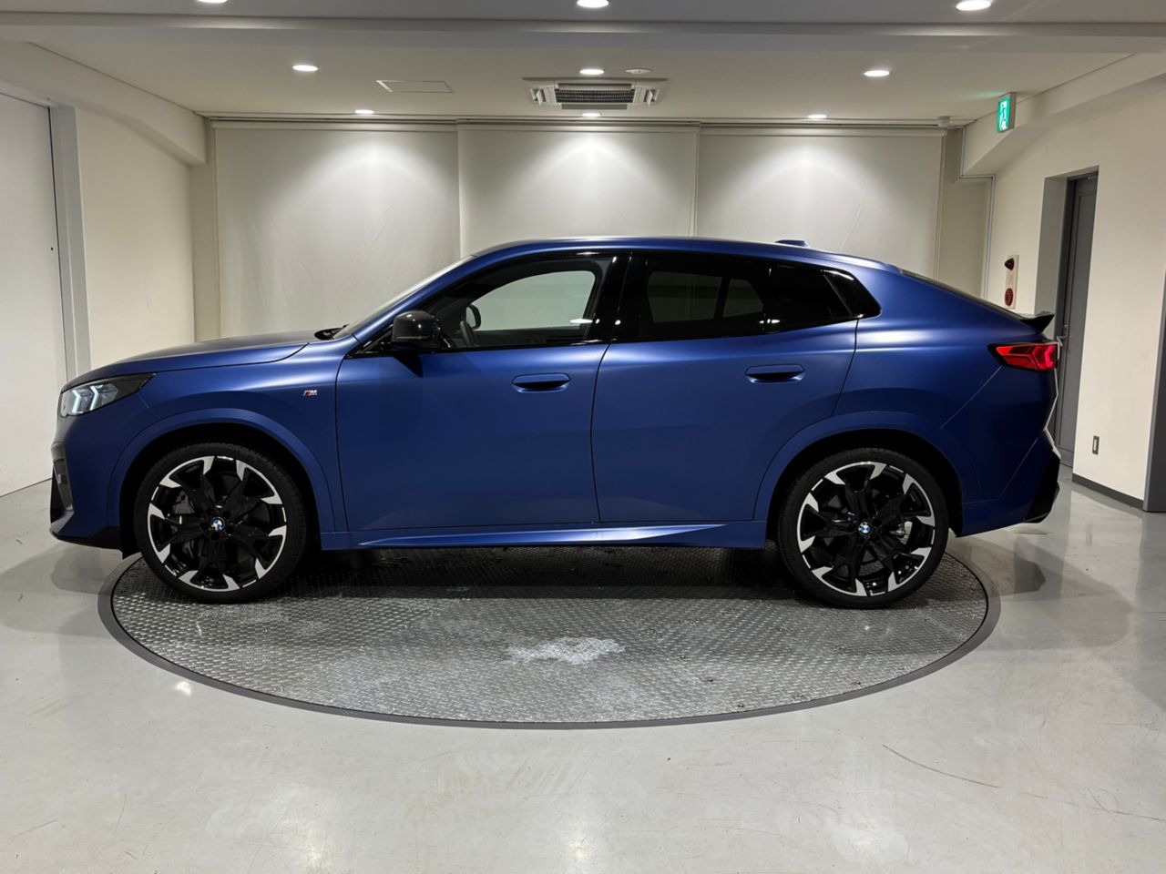 X2 M35i xDrive RHD