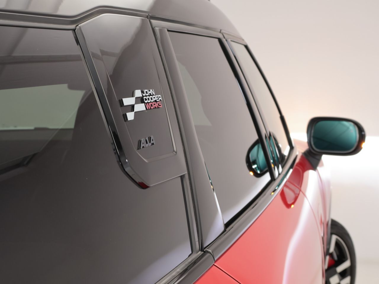 U25 MINI John Cooper Works Countryman ALL4