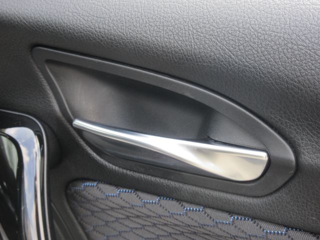 118D 5DOOR RHD