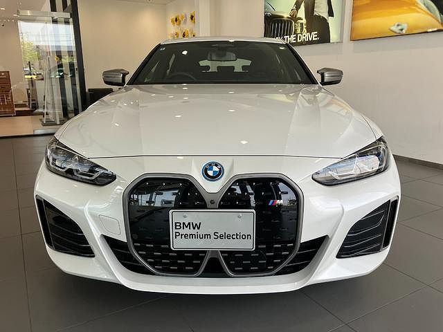 G26 i4 M50 RHD