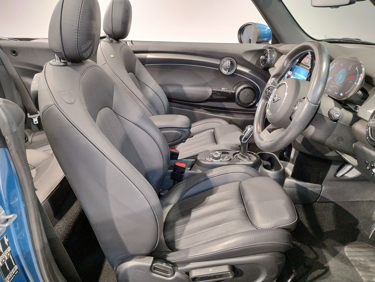 MINI Cooper S Convertible RHD