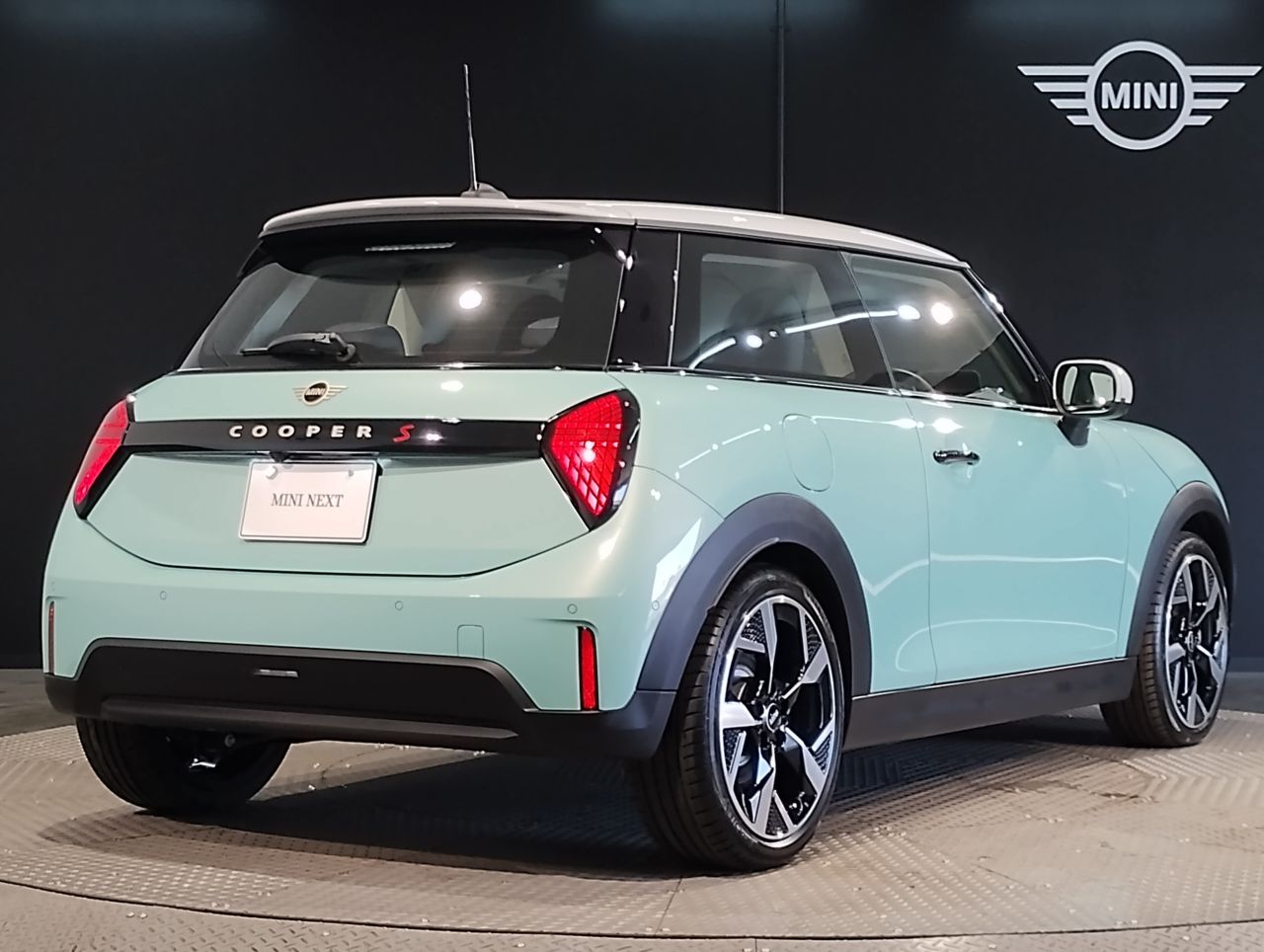 F66 MINI Cooper S 3Dr