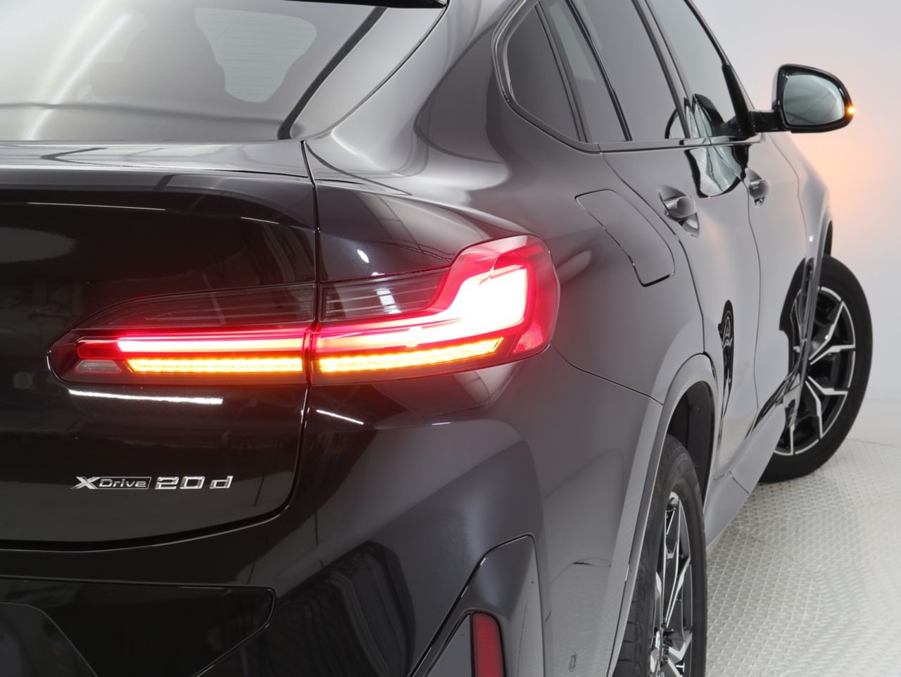 X4 xDrive20d RHD