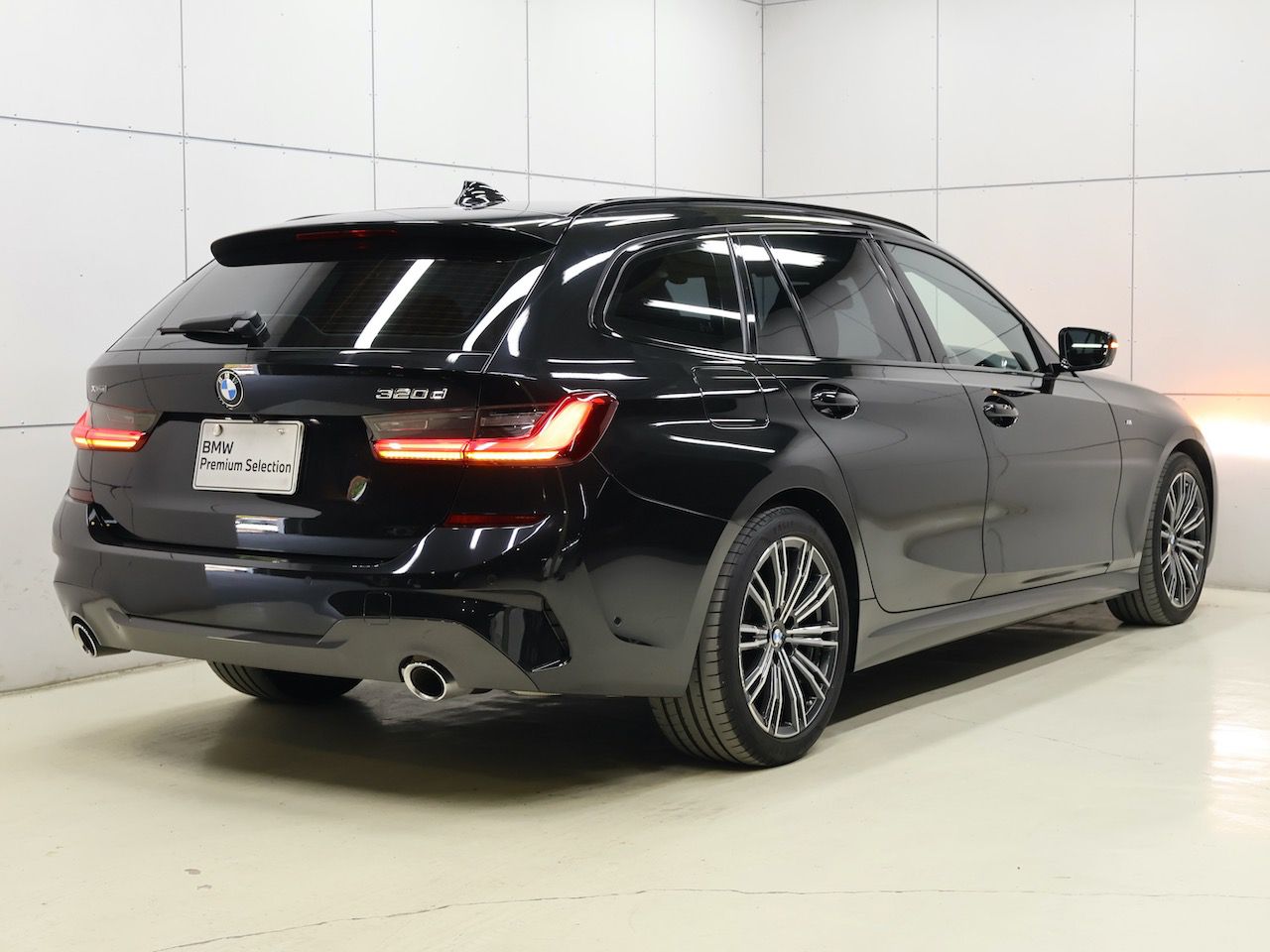 G21 320d xDrive Touring RHD