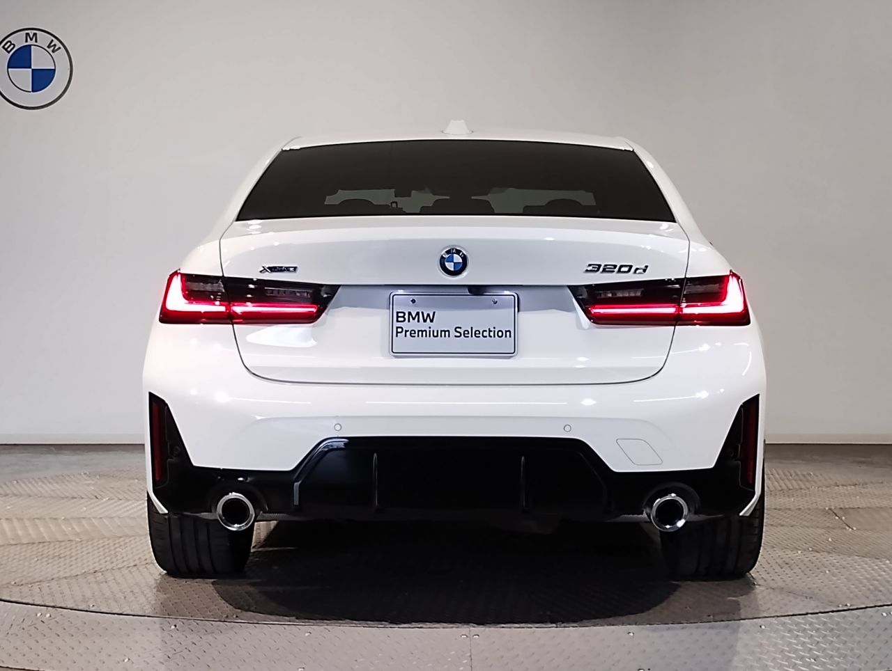 320d xDrive Berline RHD