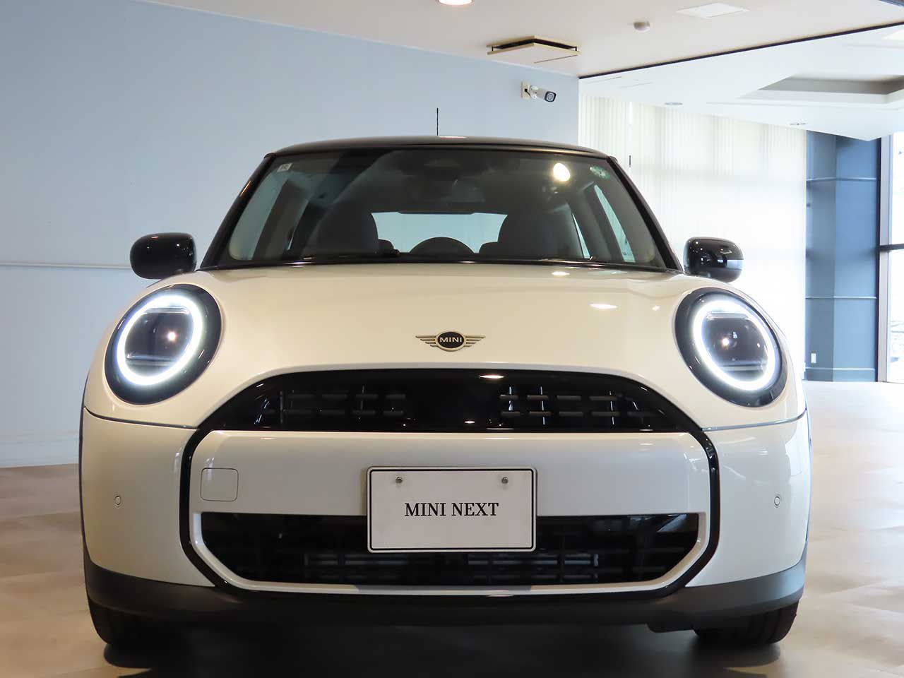 F66 MINI Cooper C 3Dr