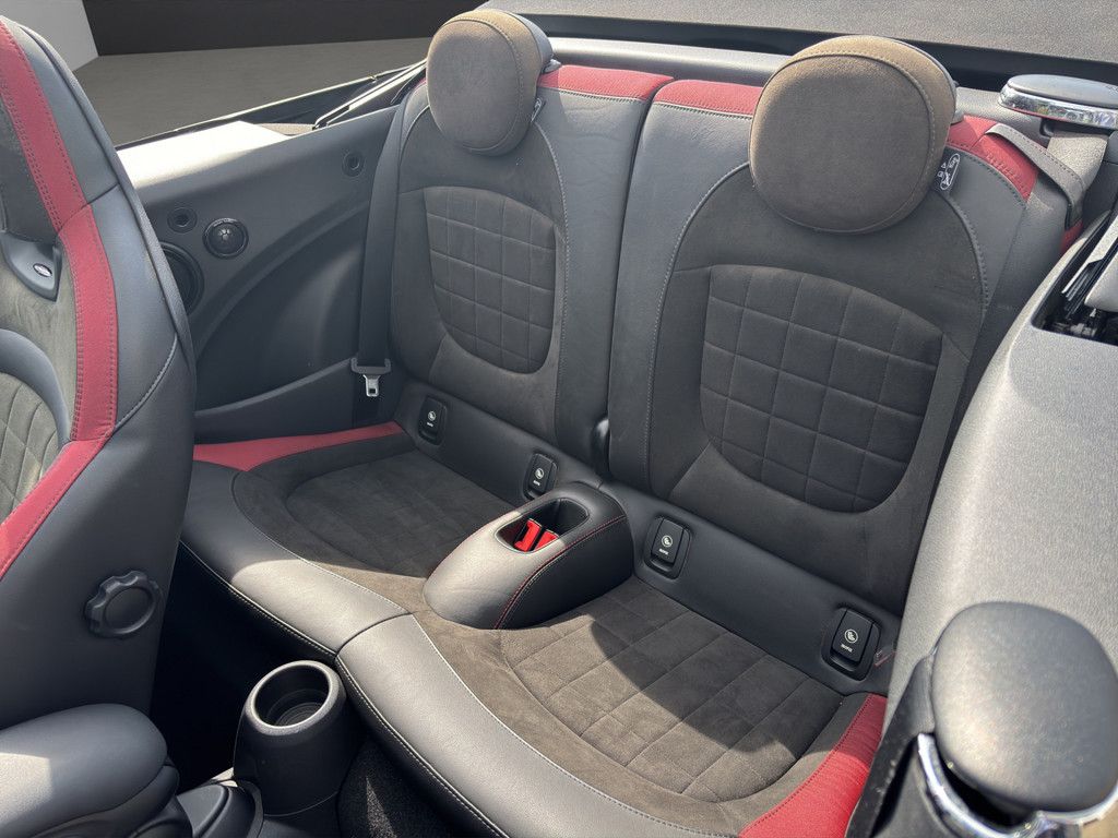 MINI Cooper Cabrio