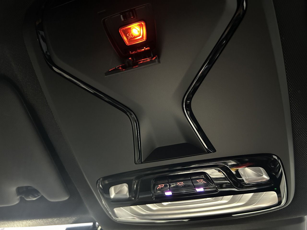 G20 320d xDrive RHD Saloon