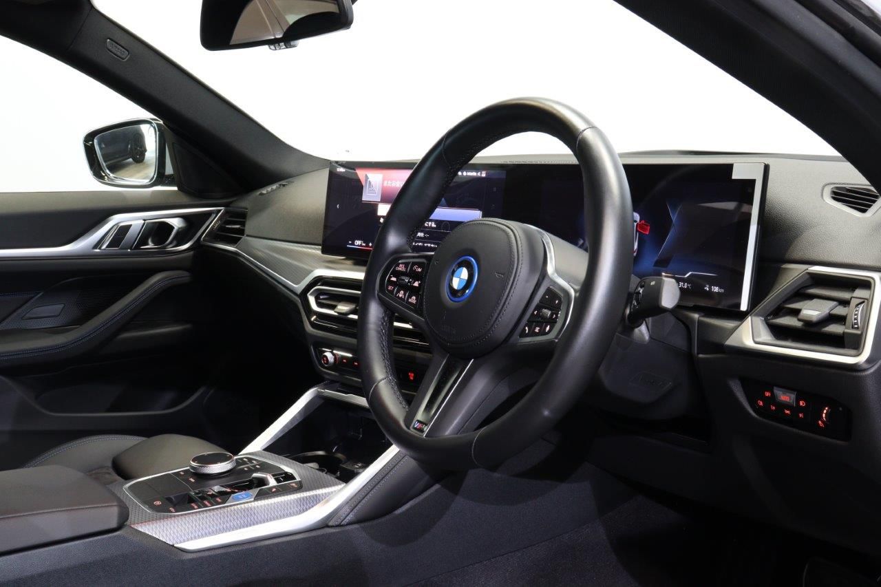 G26 i4 eDrive35 RHD