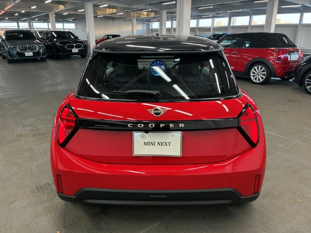 F66 MINI Cooper C 3Dr