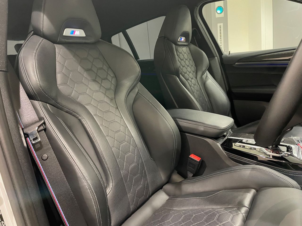 X4 M RHD