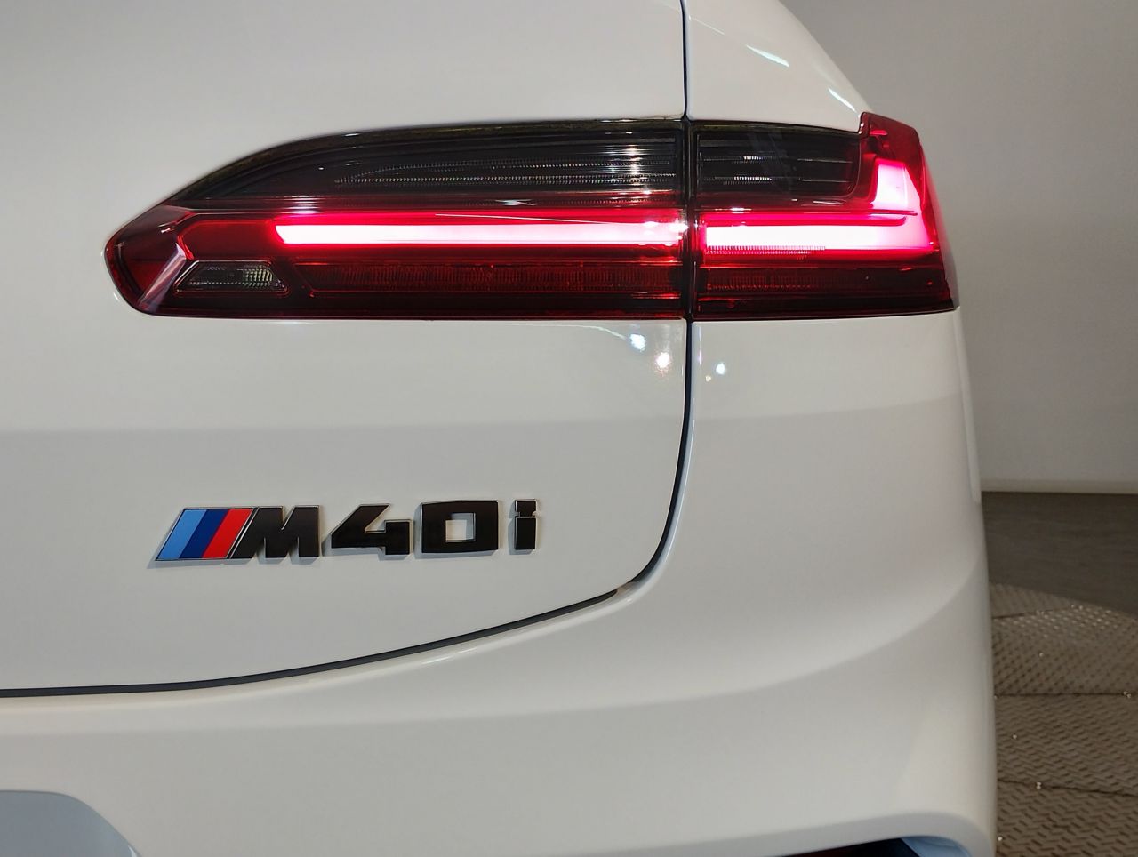 X4 M40i RHD