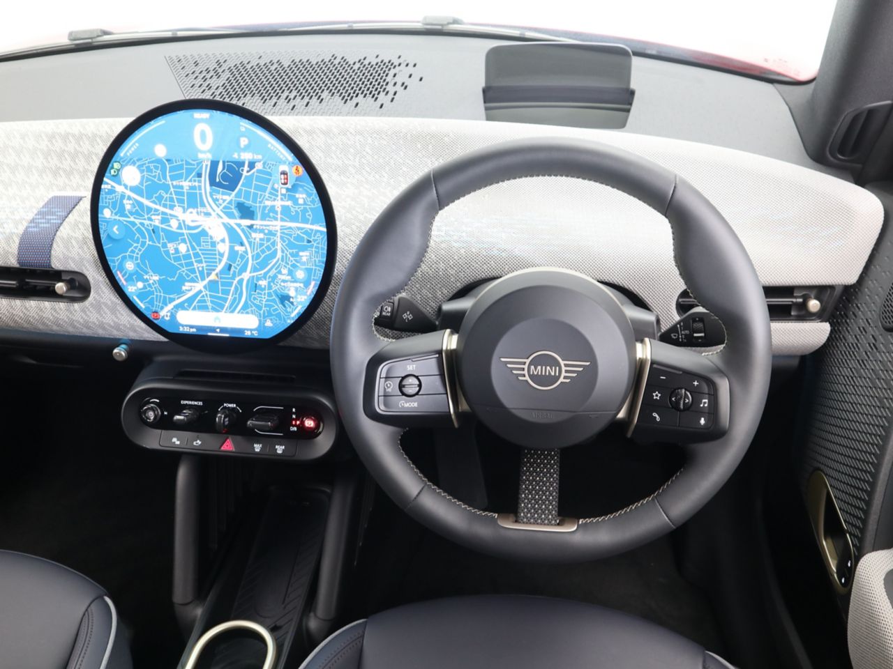 J01 MINI Cooper SE