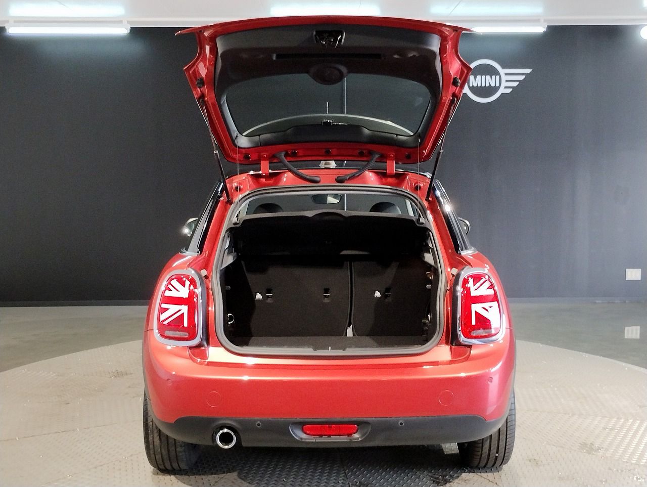 F55 MINI Cooper 5-Door Hatch LCI