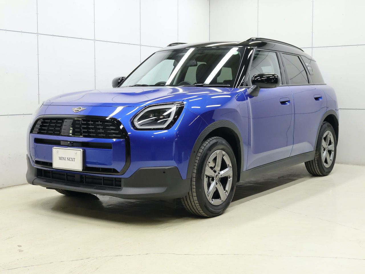THE NEW MINI COUNTRYMAN D