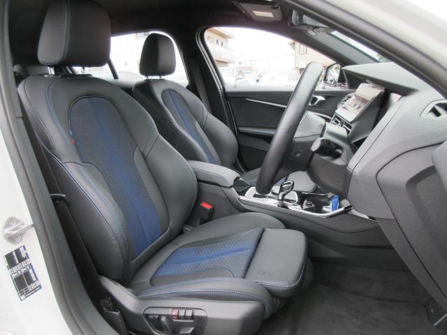 F40 118d Sports Hatch 5-door B47 2.0d