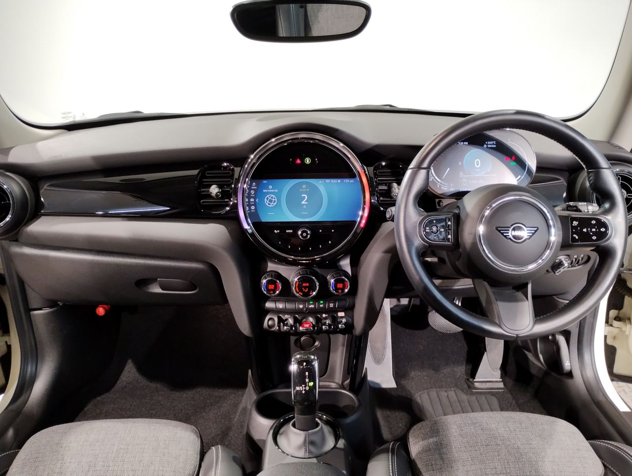 MINI Cooper F56 RHD