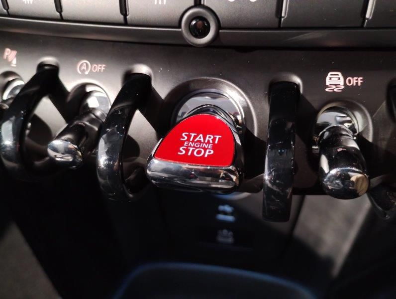 MINI Cooper F56 RHD