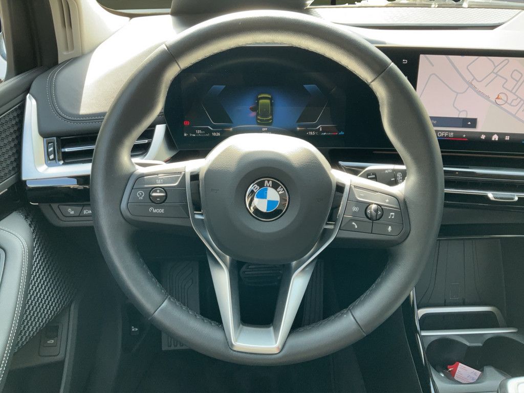 BMW 216