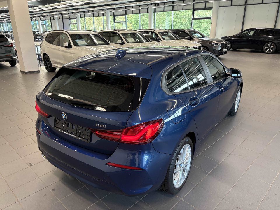 BMW 118