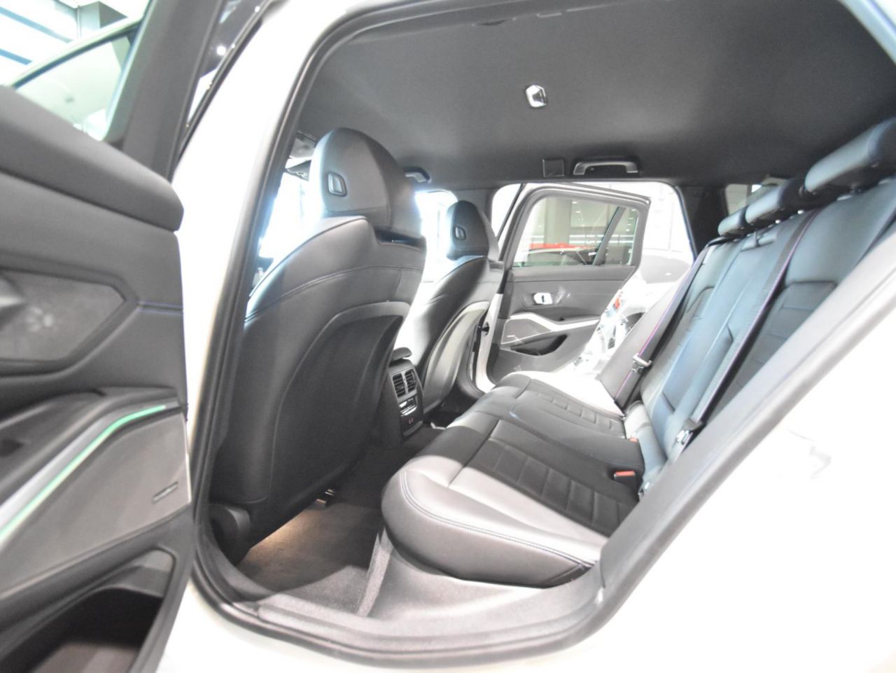 G21 M340i xDrive Touring LCI RHD