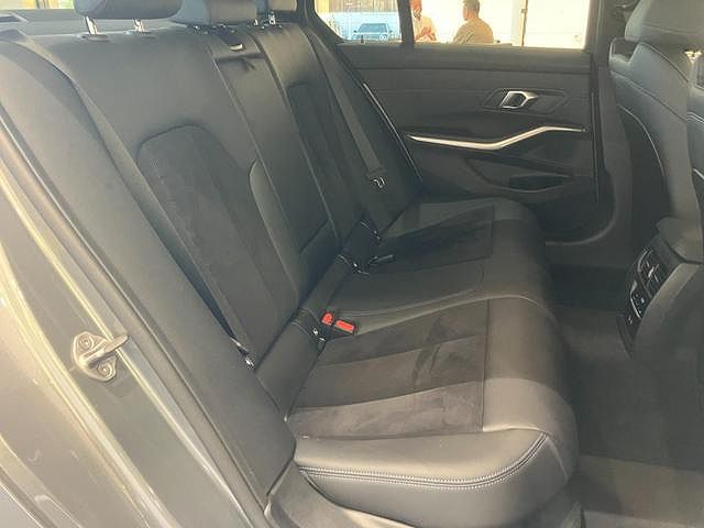 320d xDrive Berline RHD