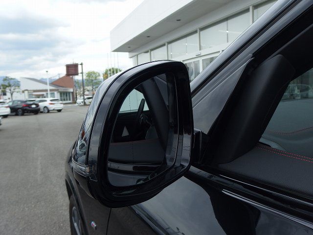 X4 xDrive20d RHD
