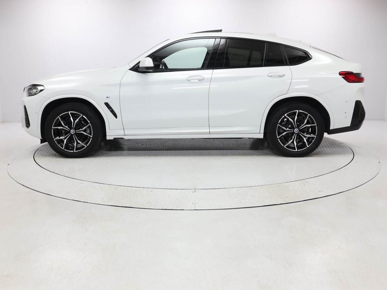 X4 xDrive20d RHD