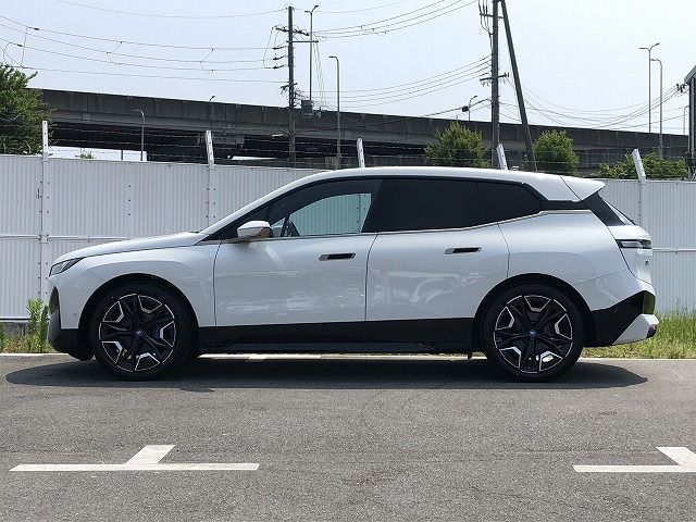i20 iX xDrive40