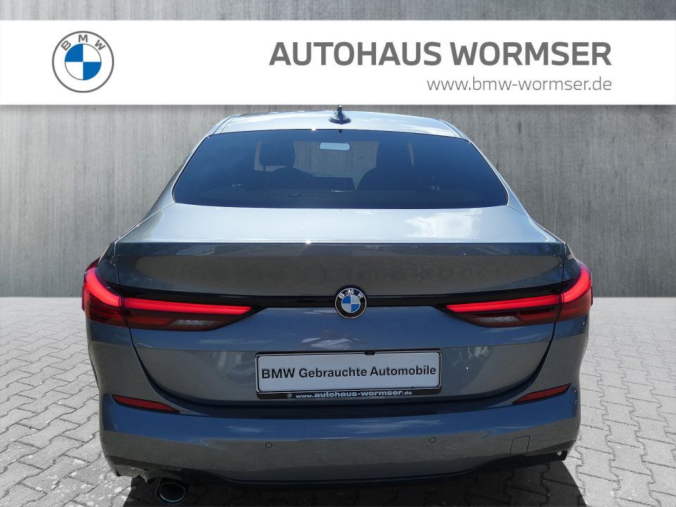 BMW 218