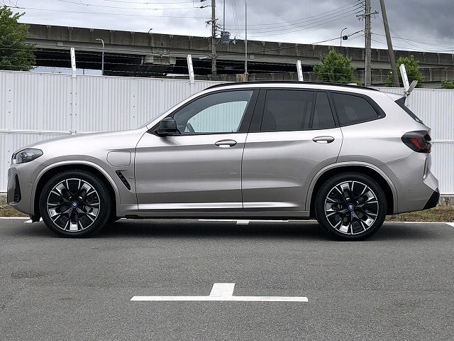 G08 iX3 BEV RHD