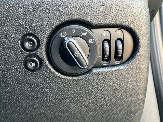 F55 COOPER S D(AT)