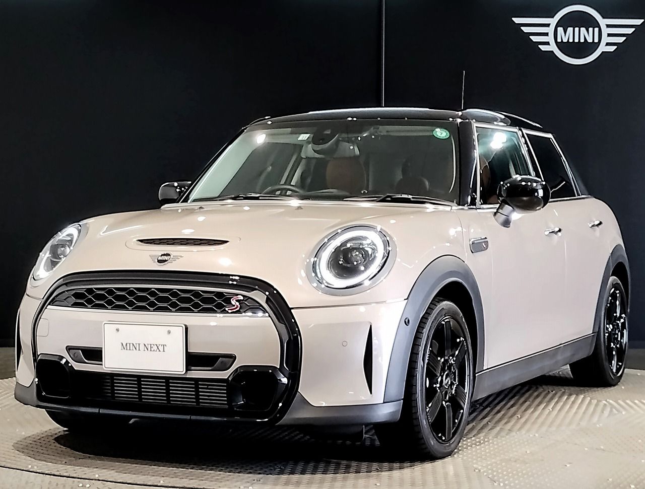 MINI COOPER SD 5 DOOR.