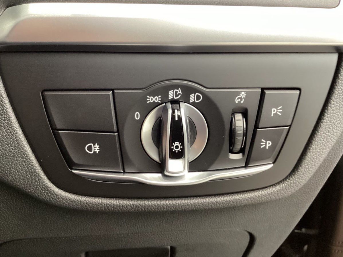 X4 xDrive20d RHD