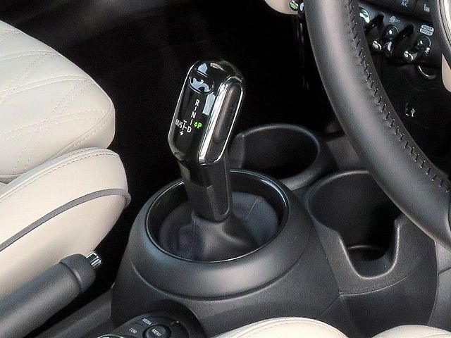 MINI Cooper S Convertible RHD