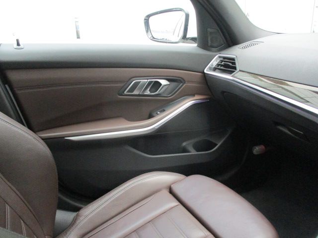 G21 320d xDrive Touring RHD