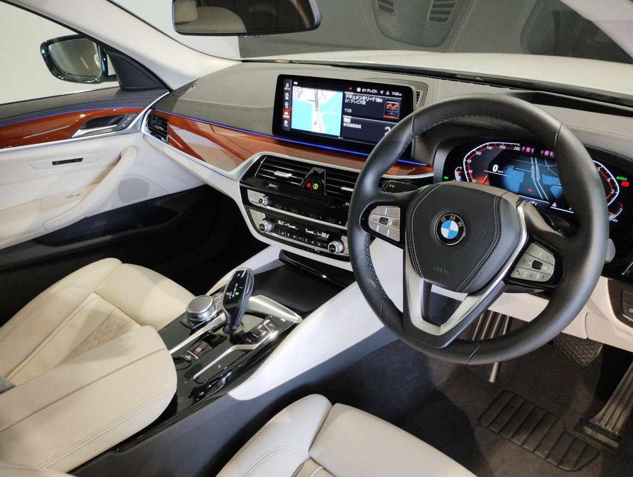 520i Sedan RHD