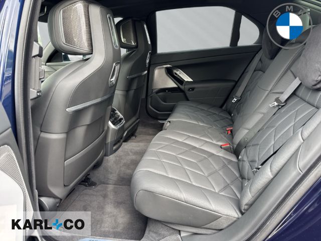BMW 740